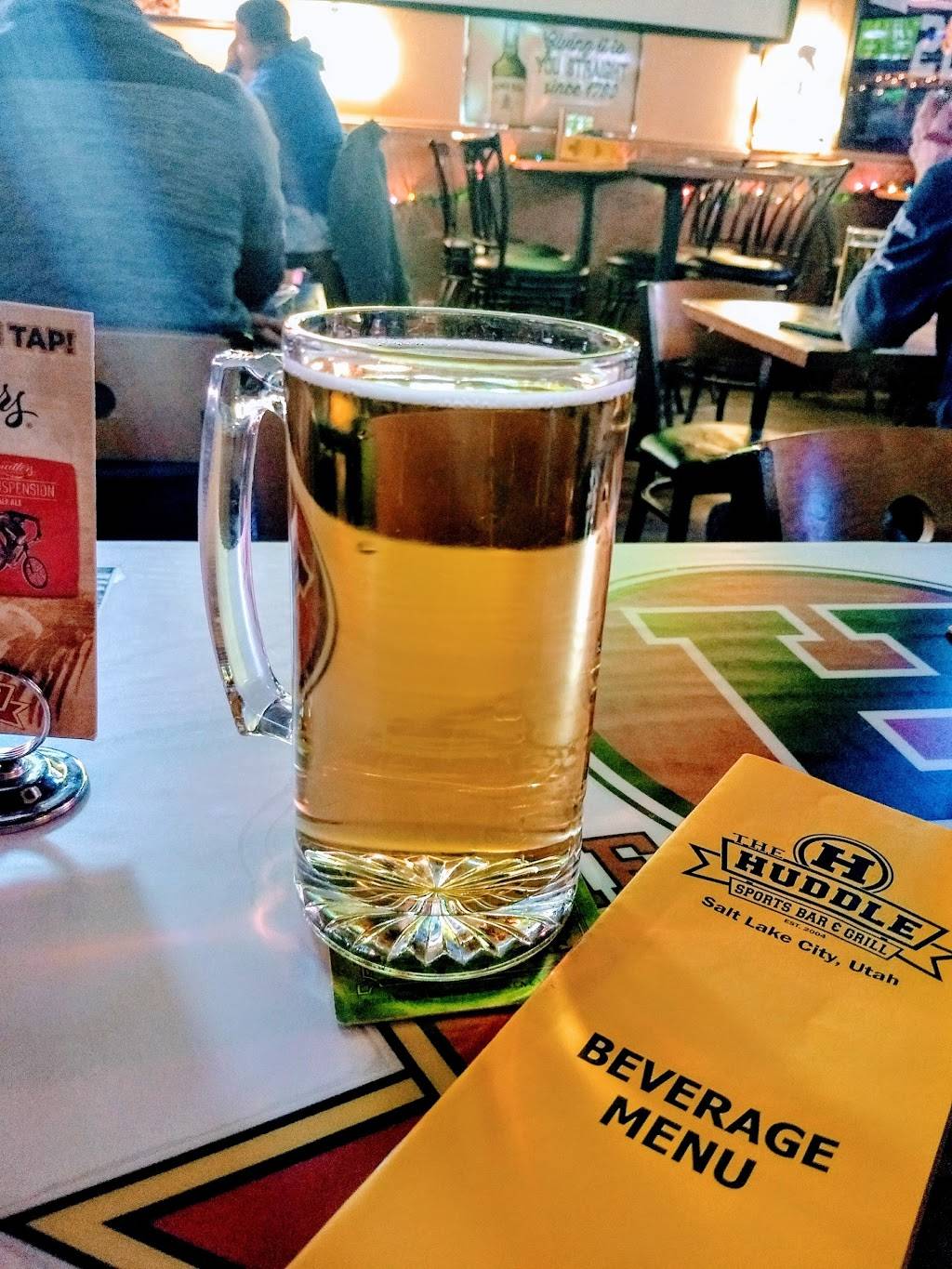 The Huddle Sports Bar and Grill | restaurant | 2400 E Fort Union Blvd, Cottonwood Heights, UT 84121, USA | 8014388300 OR +1 801-438-8300