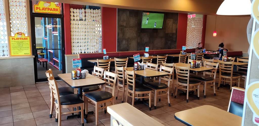 Dairy Queen Grill & Chill | restaurant | 1553 Herman Rd, Staunton, IL 62088, USA | 6186355194 OR +1 618-635-5194