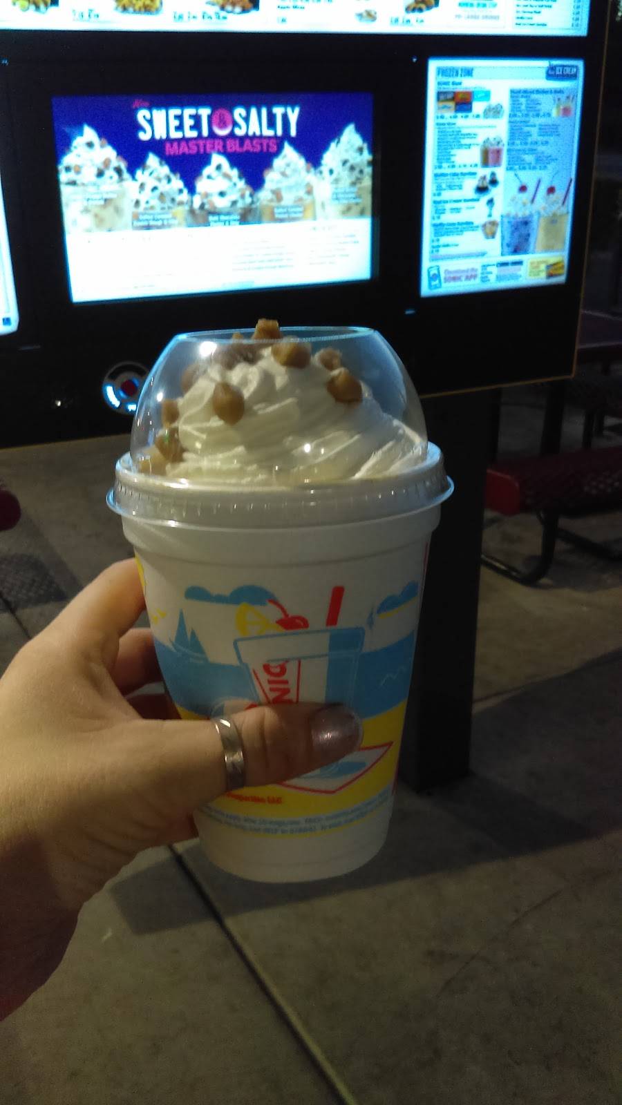 Sonic Drive-In | restaurant | 6301 W Lake Mead Blvd, Las Vegas, NV 89108, USA | 7026484477 OR +1 702-648-4477