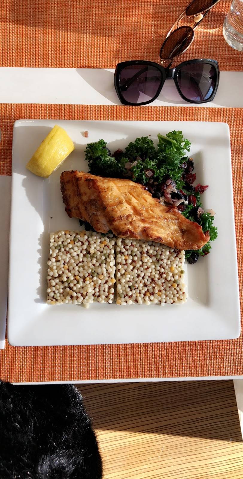 Bloomingdales | restaurant | 225 Boylston St, Chestnut Hill, MA 02467, USA | 6176306747 OR +1 617-630-6747