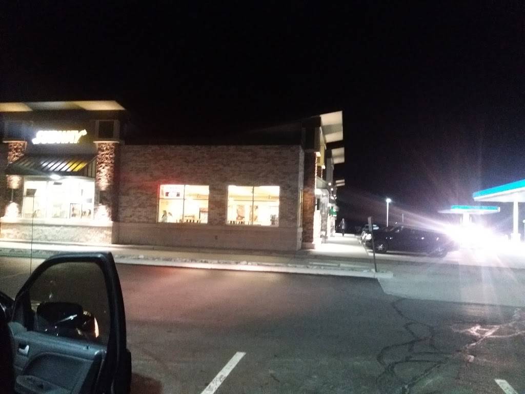 Subway | restaurant | 3101 Jefferson Rd, Clarklake, MI 49234, USA | 5175294865 OR +1 517-529-4865