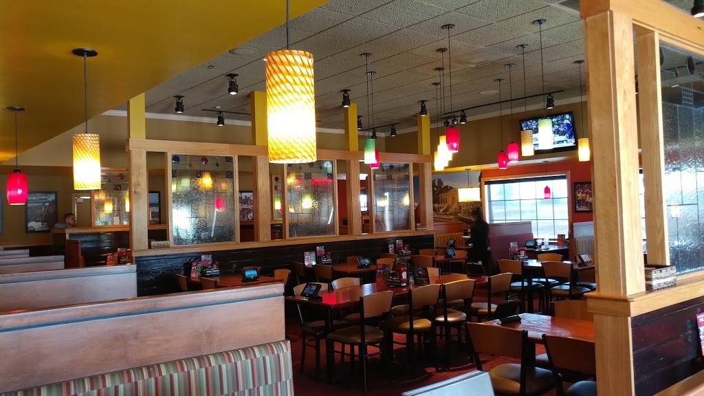 Applebees Grill + Bar | restaurant | 1585 E 6th St, Beaumont, CA 92223, USA | 9518453638 OR +1 951-845-3638
