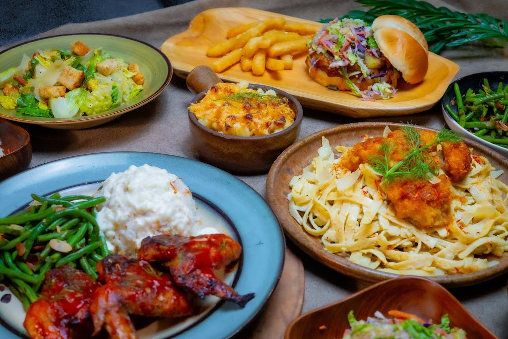 Ganvié Grill | restaurant | 1282 Essex Ave, Columbus, OH 43201, USA | 6147473620 OR +1 614-747-3620