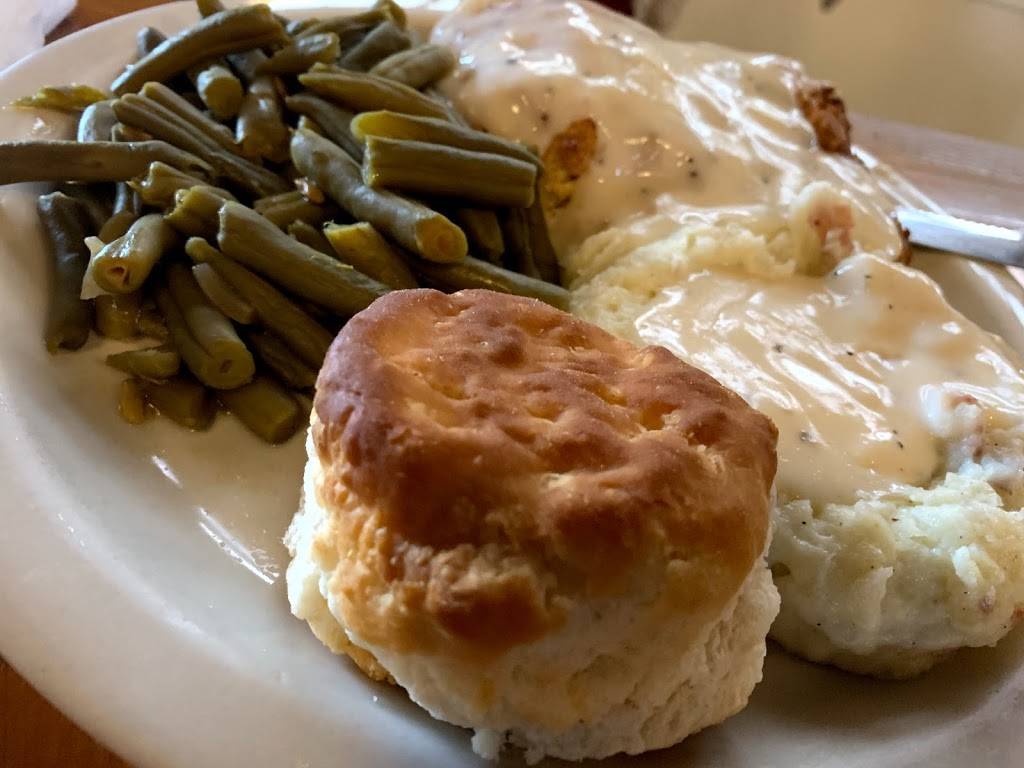 Hen House Cafe | restaurant | 613 W Broadway St #2407, Okemah, OK 74859, USA | 9186232501 OR +1 918-623-2501