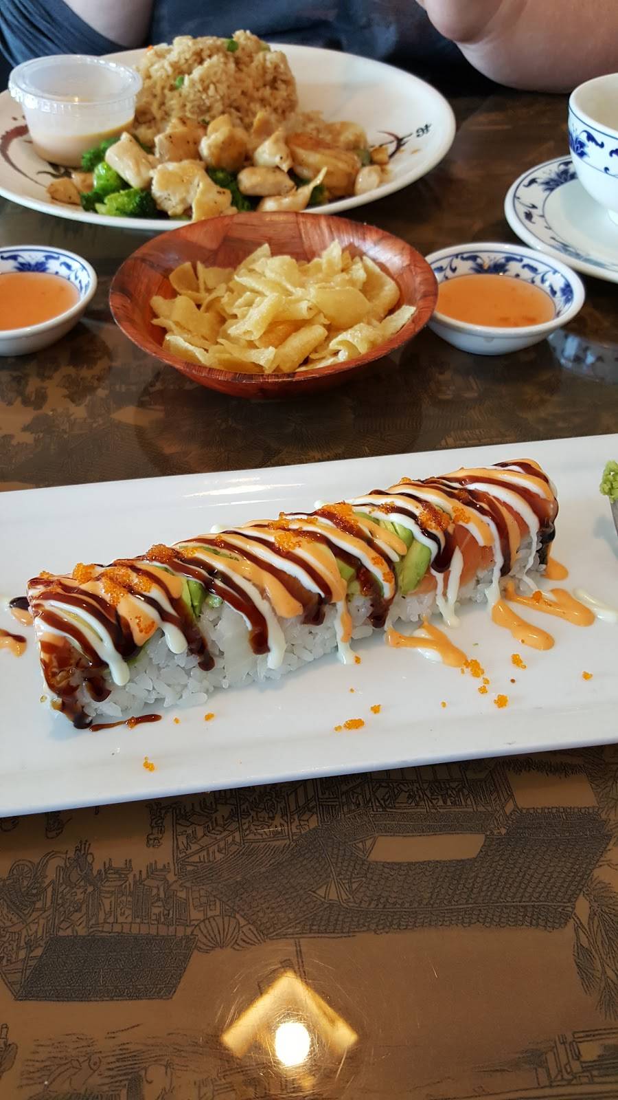 Emmas Asian 1 | restaurant | 1629 W Andrew Johnson Hwy, Morristown, TN 37814, USA | 4233075151 OR +1 423-307-5151