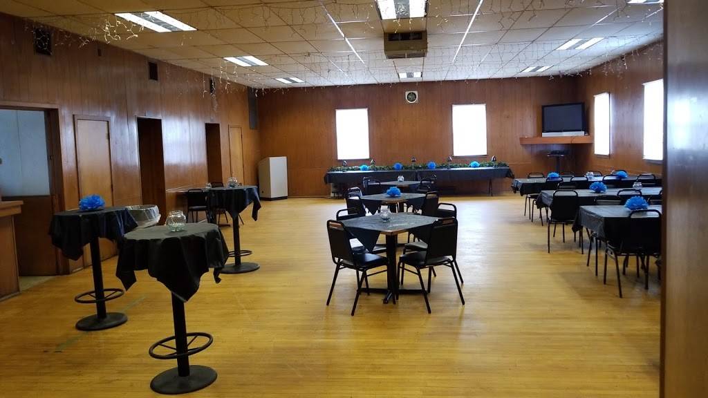 Bummys Haus | restaurant | 1209 Millersville Ave, Howards Grove, WI 53083, USA | 9205652623 OR +1 920-565-2623