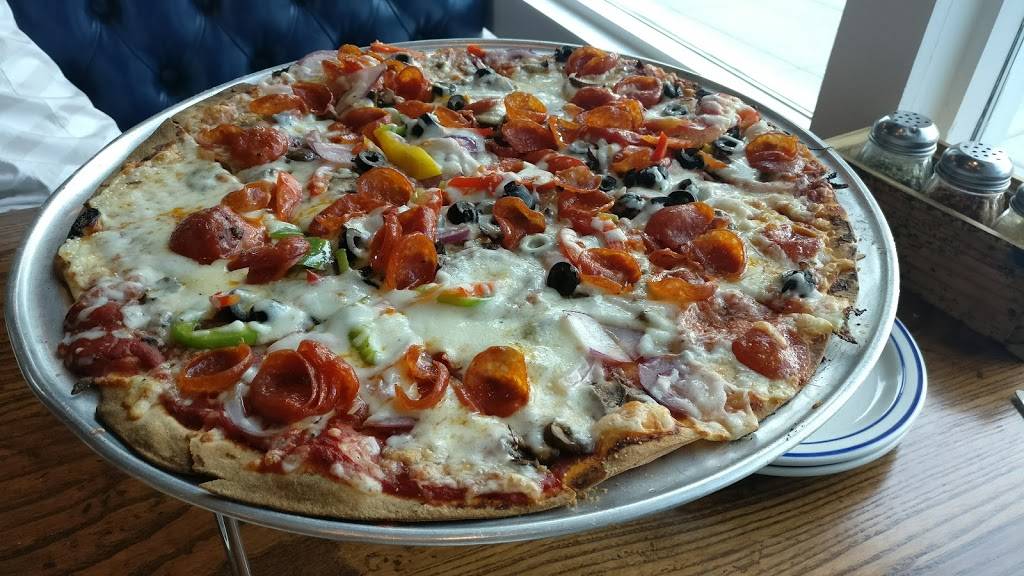 Enos Pizza Tavern | restaurant | 215 S Bois D Arc St, Forney, TX 75126, USA | 4697200400 OR +1 469-720-0400