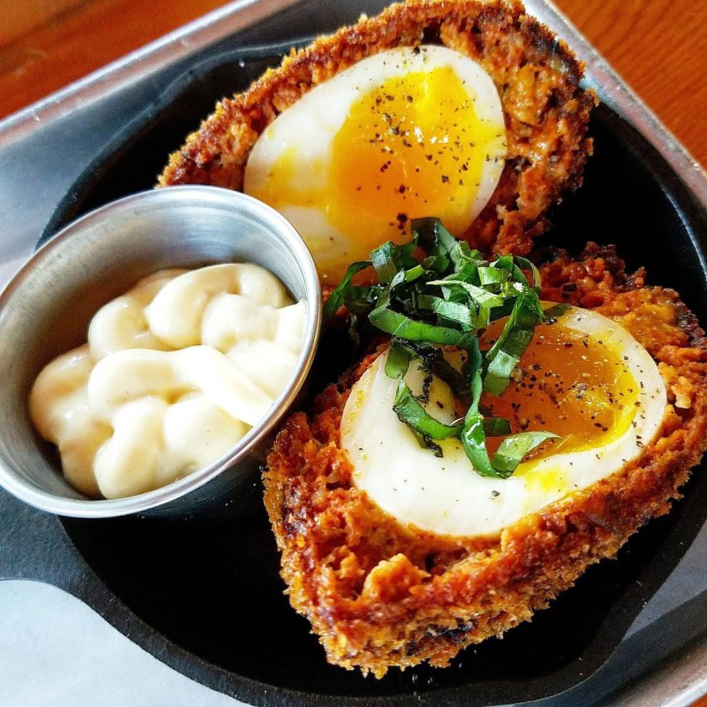 Soda & Swine Liberty Station | restaurant | 2750 Dewey Rd #104, San Diego, CA 92106, USA | 6195019989 OR +1 619-501-9989