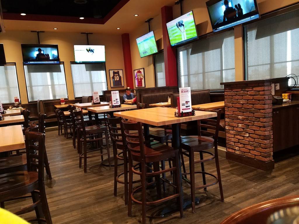 Bostons Restaurant & Sports Bar | restaurant | 804 N, Cacheris Ct, Casa Grande, AZ 85122, USA | 5202515196 OR +1 520-251-5196