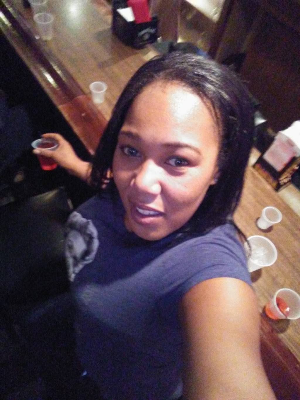 Soul Deli | restaurant | 23150 Emery Rd, Cleveland, OH 44128, USA | 2162925560 OR +1 216-292-5560