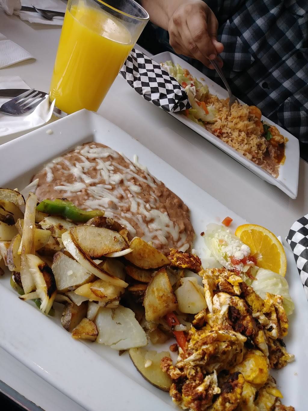 Jovis Diner | restaurant | 123 N E St, San Bernardino, CA 92401, USA | 9098884893 OR +1 909-888-4893