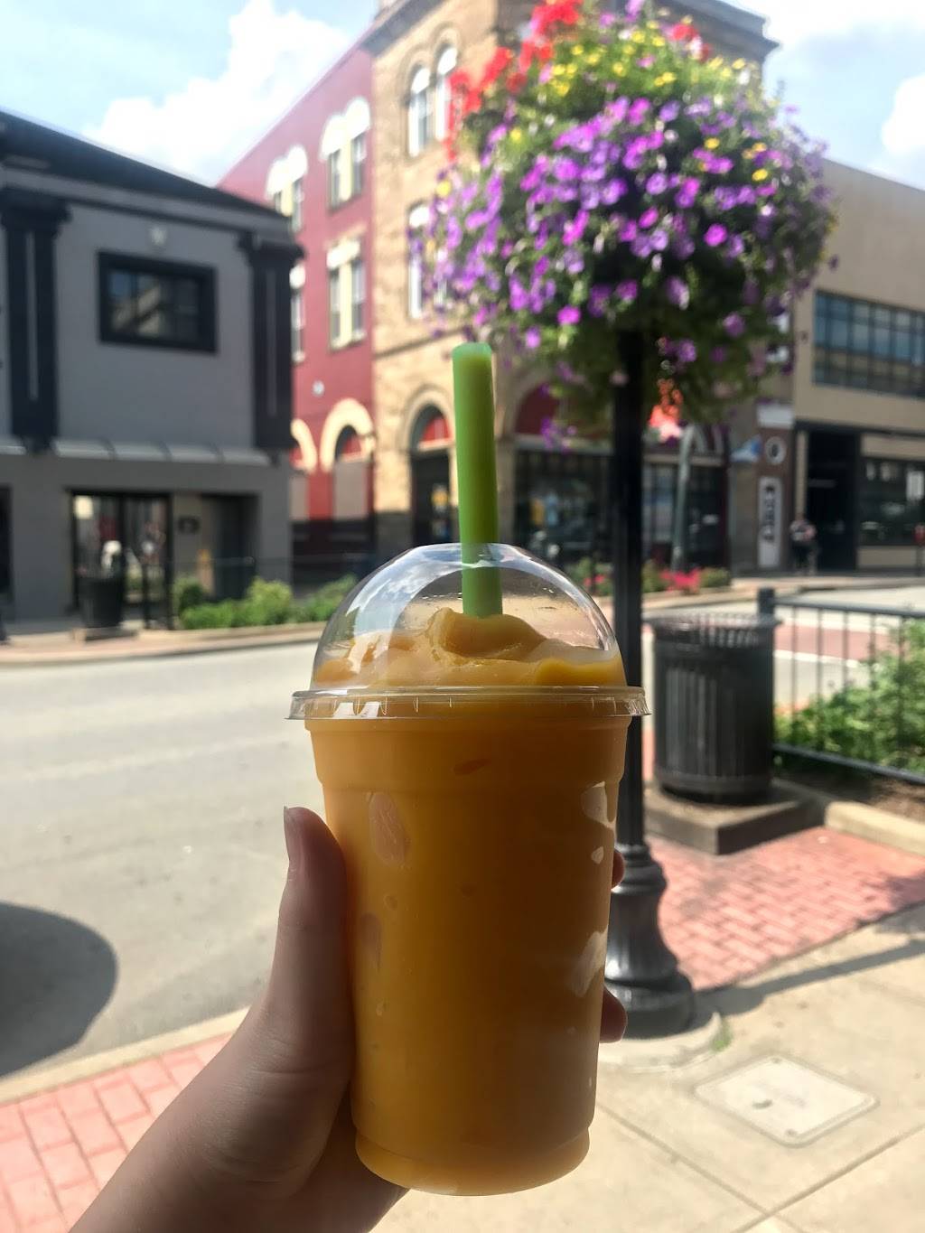 TKs Fruit Produce & Bubble Tea | restaurant | 243 Walnut St, Morgantown, WV 26505, USA | 3044134729 OR +1 304-413-4729