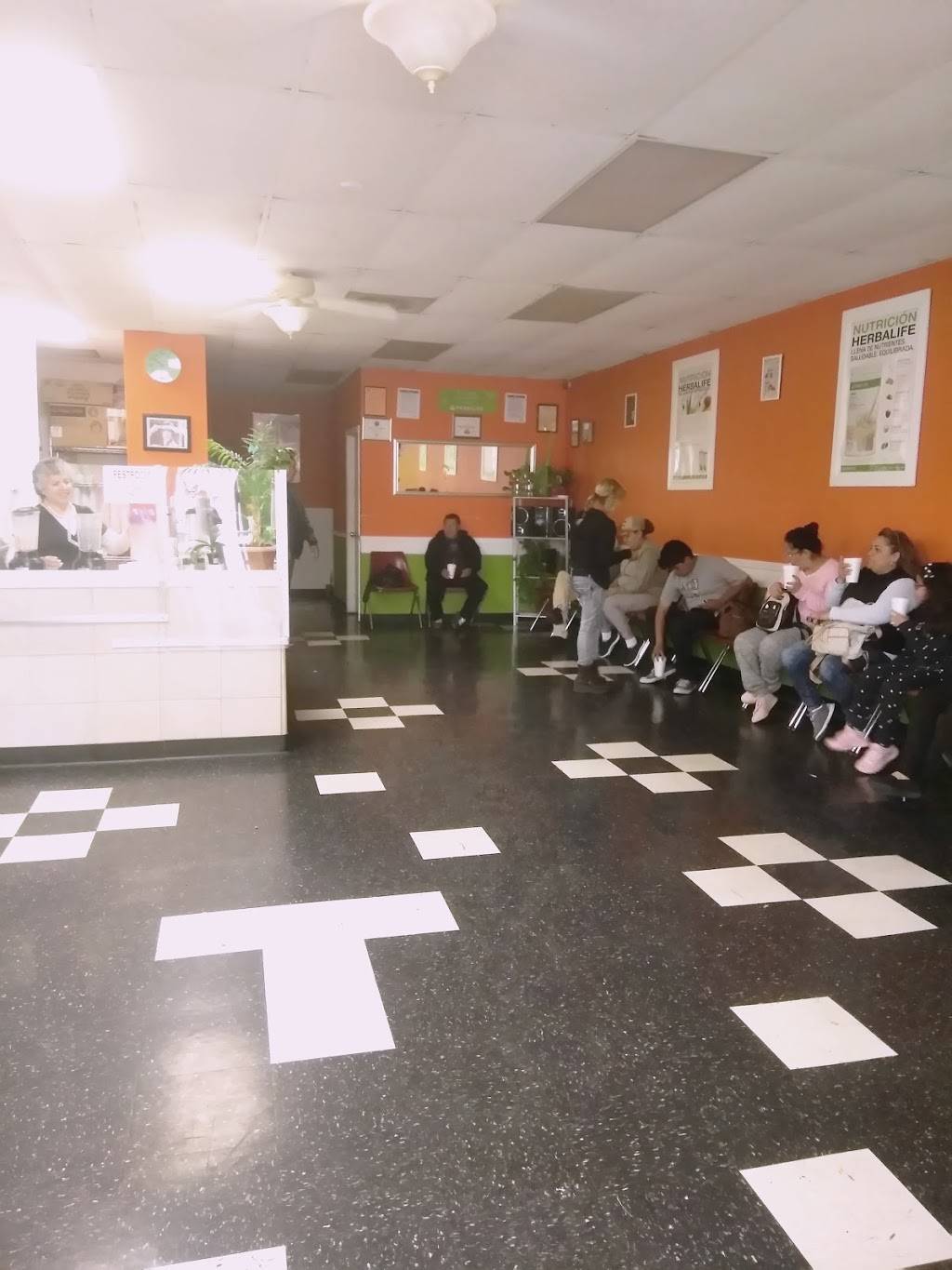 Club De Herbalife (Nuevo Amanecer) | restaurant | 1331 E First St #B, Santa Ana, CA 92701, USA | 7148443818 OR +1 714-844-3818