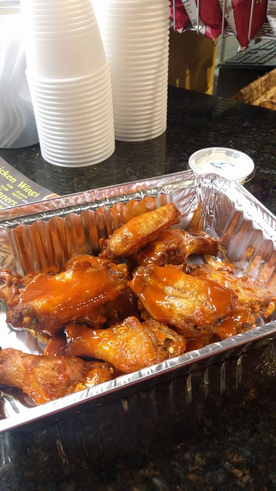 Schoolhouse Pizza | meal delivery | 3 School St, Quincy, MA 02169, USA | 6177444811 OR +1 617-744-4811