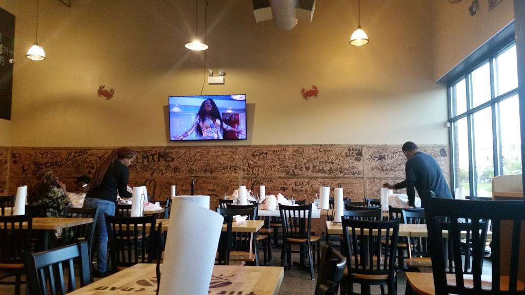 The Crazy Crab Chicago | restaurant | 9204 S Western Ave, Evergreen Park, IL 60805, USA | 7084228000 OR +1 708-422-8000