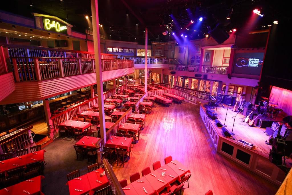 Buck Owens Crystal Palace | restaurant | 2800 Buck Owens Blvd, Bakersfield, CA 93308, USA | 6613287560 OR +1 661-328-7560