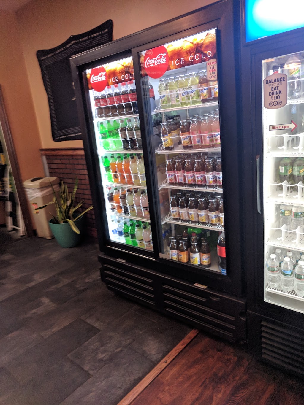 Giovannis Deli & Catering | restaurant | 22-08, Morlot Ave, Fair Lawn, NJ 07410, USA | 2017911911 OR +1 201-791-1911