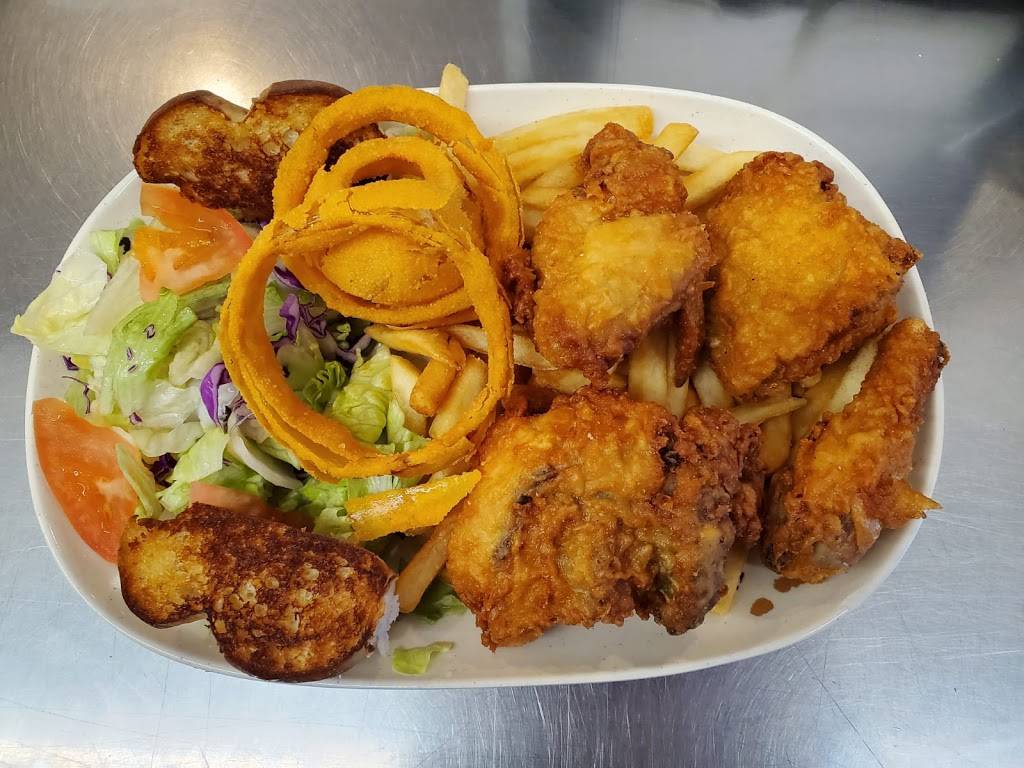 Corona burgers and eats | restaurant | 307 E 6th St, Corona, CA 92879, USA | 9512728778 OR +1 951-272-8778