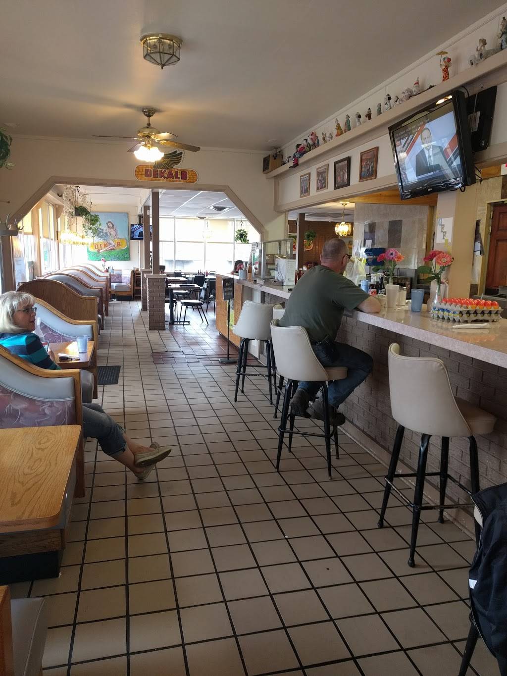 French Toast Pancake House | restaurant | 831 S 4th St, DeKalb, IL 60115, USA | 8157546900 OR +1 815-754-6900