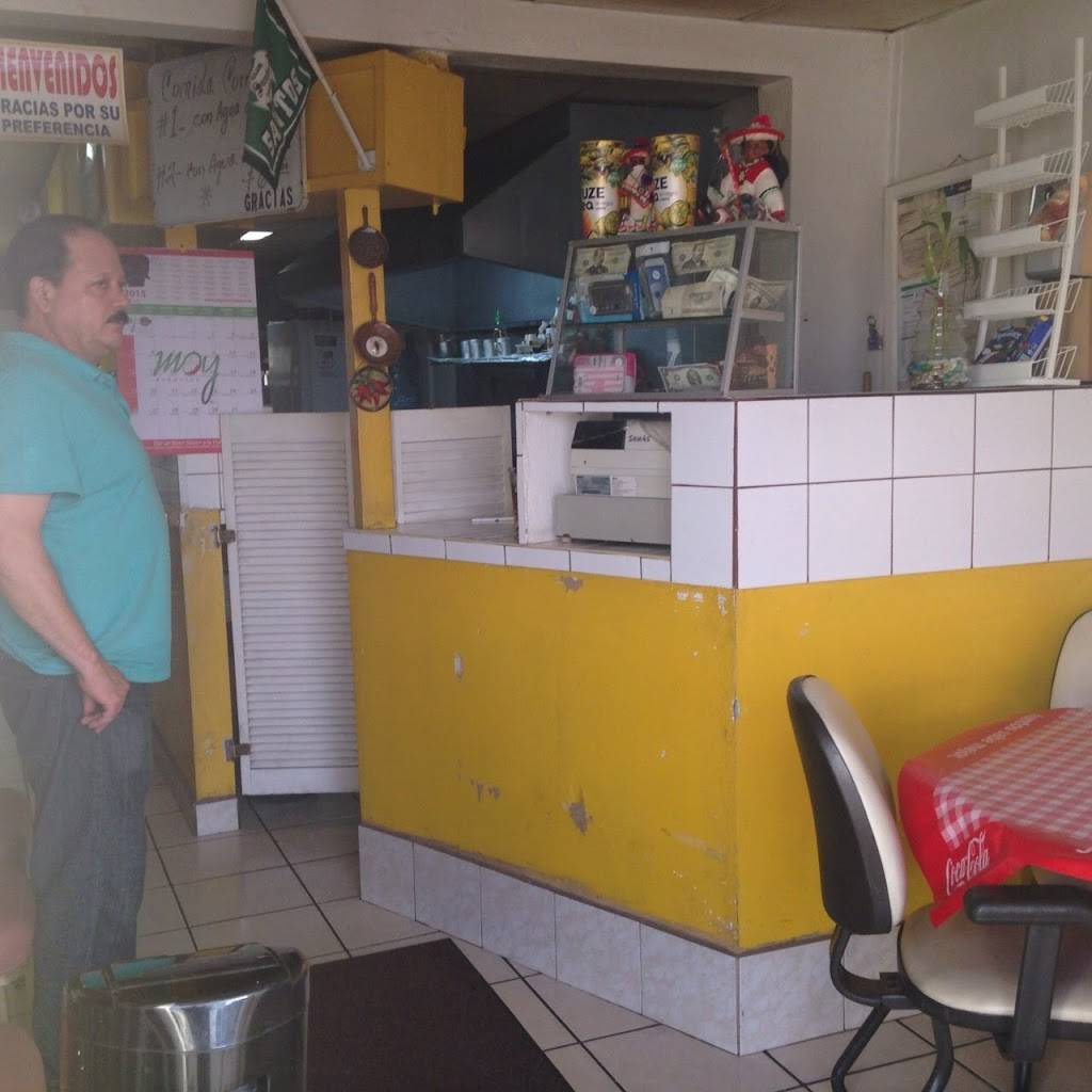 LONCHERIA D MORAN | restaurant | Calle N 13035, Aeropuerto, 22404 Tijuana, B.C., Mexico | 016646826660 OR +52 664 682 6660