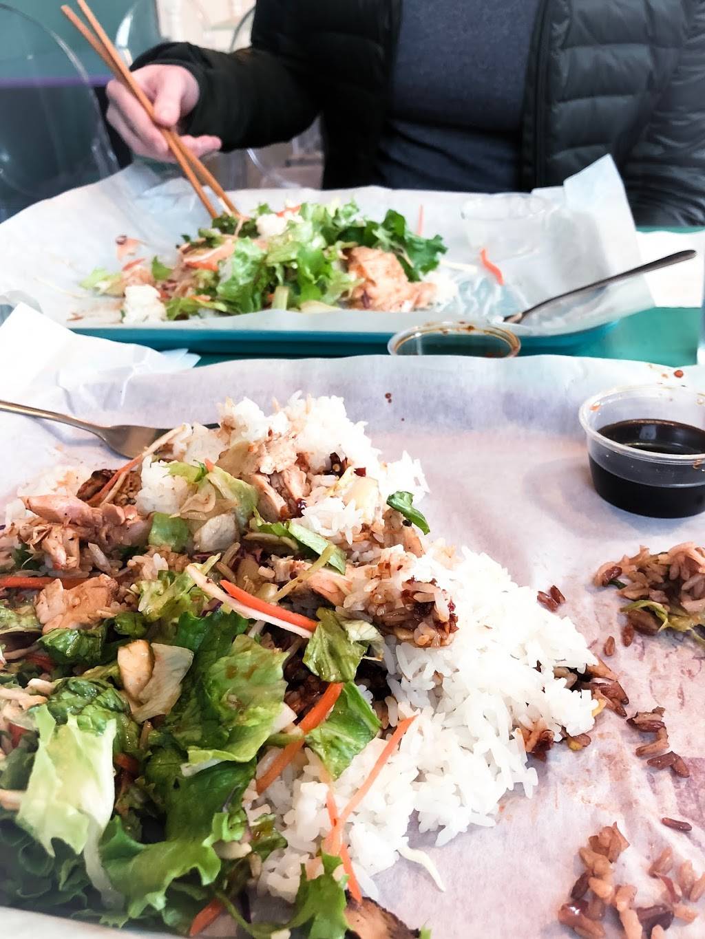 Lonas Lil Eats | restaurant | 2199 California Ave, St. Louis, MO 63104, USA | 3149251888 OR +1 314-925-1888