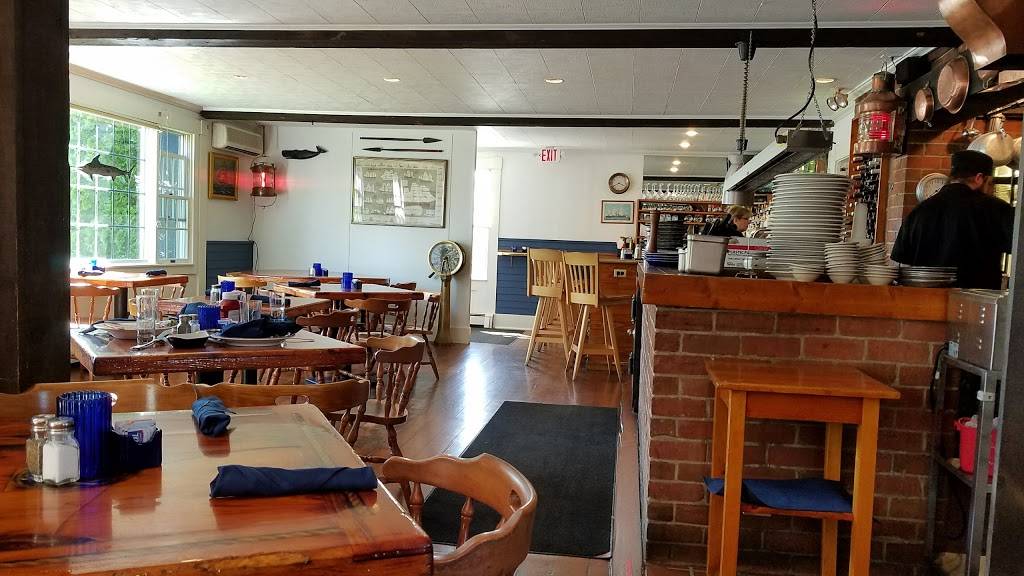 Square-Rigger | restaurant | 225 Edgartown-Vineyard Haven Rd, Edgartown, MA 02539, USA | 5086279968 OR +1 508-627-9968