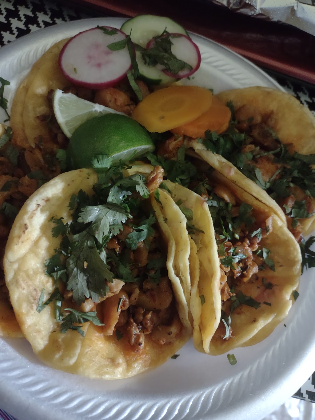 Taqueria los agaveros 5 | restaurant | 3600 S University Ave, Little Rock, AR 72204, USA | 5015399663 OR +1 501-539-9663