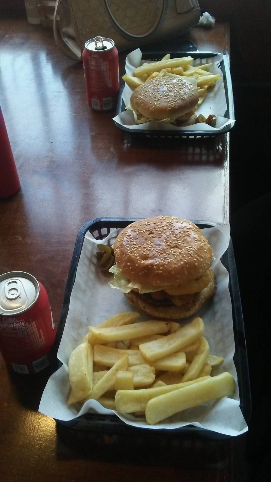 Restaurant EL PUNTO • Fried & Grilled | restaurant | Guerrero, Constitución (Ampl. Constitución), 22710 Rosarito, B.C., Mexico | 016611215428 OR +52 661 121 5428