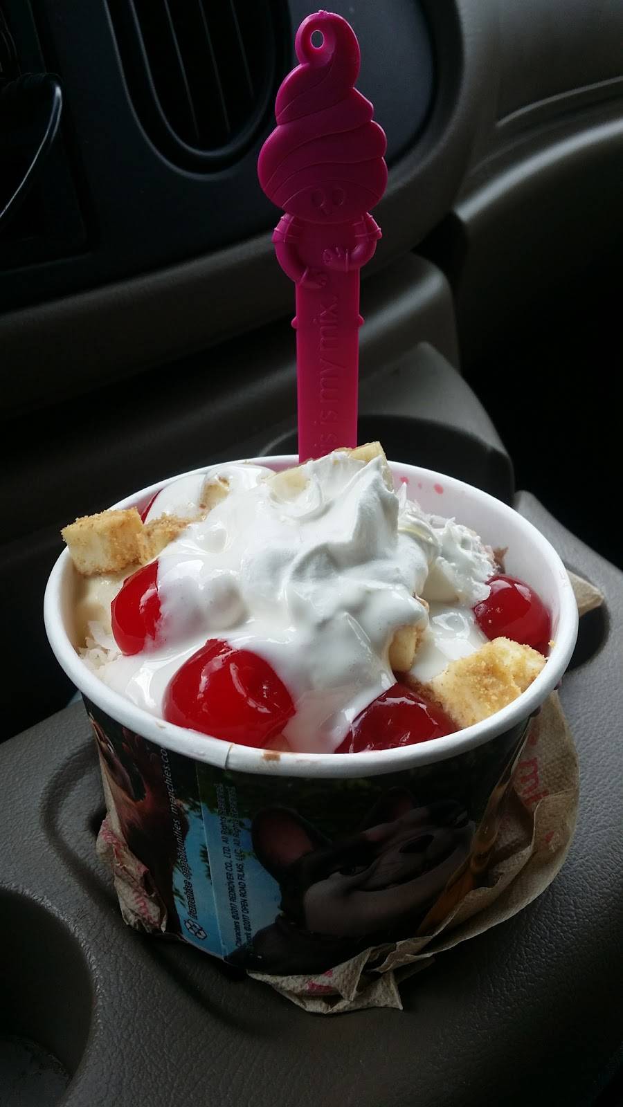 Menchies Frozen Yogurt | bakery | 3267 Hodges Blvd Ste 2, Jacksonville, FL 32224, USA | 9042328234 OR +1 904-232-8234