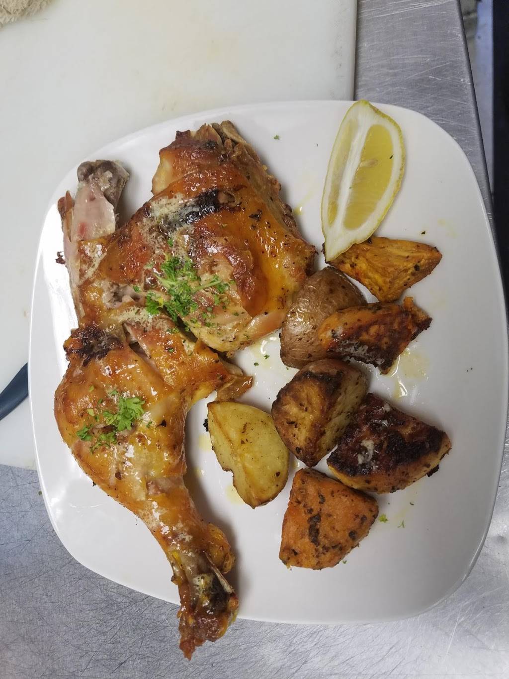 Caminito Way | restaurant | 1960 NE 123rd St, North Miami, FL 33181, USA | 3058938322 OR +1 305-893-8322