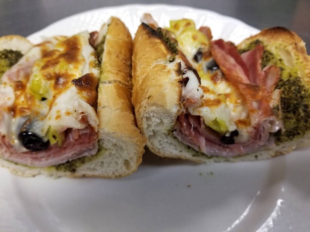 The Red Gill Bistro | restaurant | 4660 Salisbury Rd, Jacksonville, FL 32256, USA | 9046191208 OR +1 904-619-1208