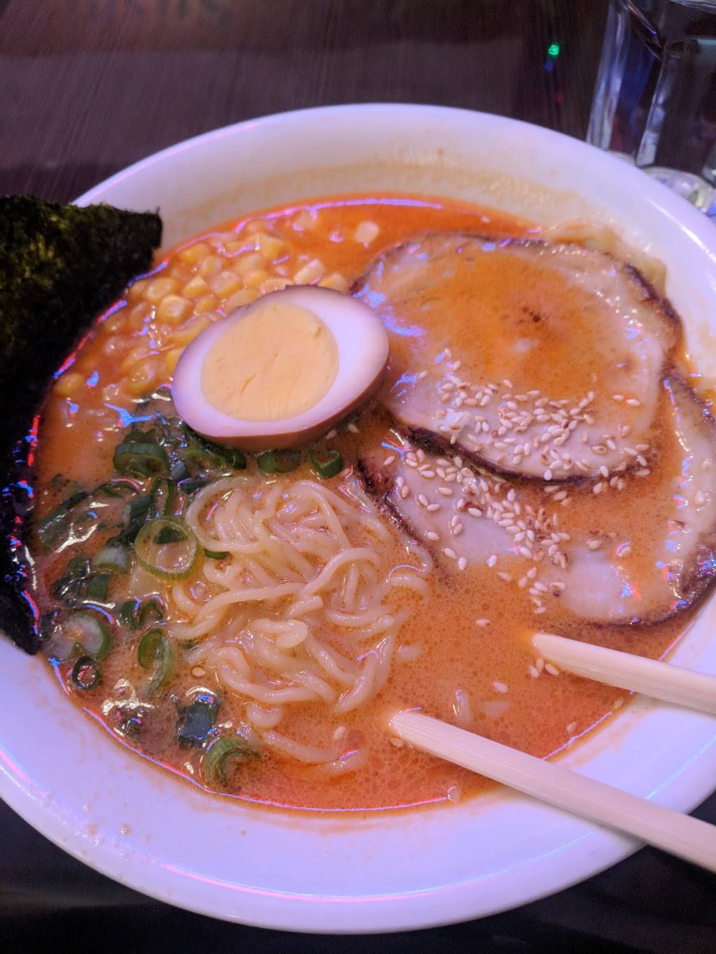 Onkei Ramen & Sushi | restaurant | 10942 Weyburn Ave, Los Angeles, CA 90024, USA | 3102087280 OR +1 310-208-7280