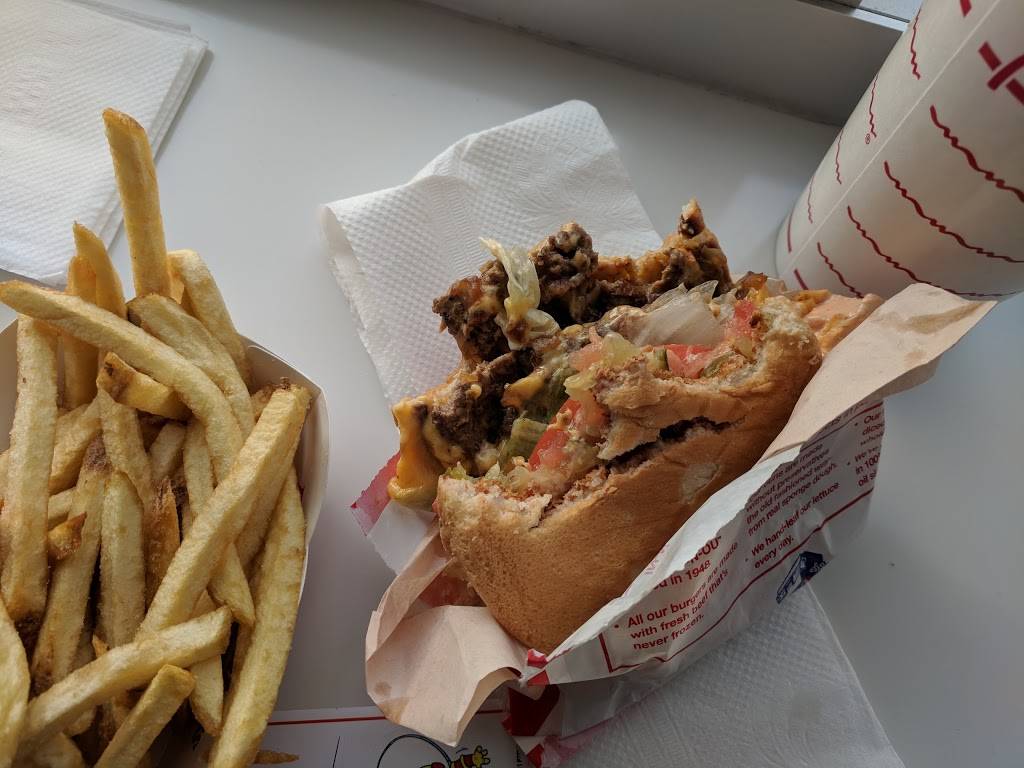 In-N-Out Burger | restaurant | 1168 State College Boulevard, Anaheim, CA 92806, USA | 8007861000 OR +1 800-786-1000