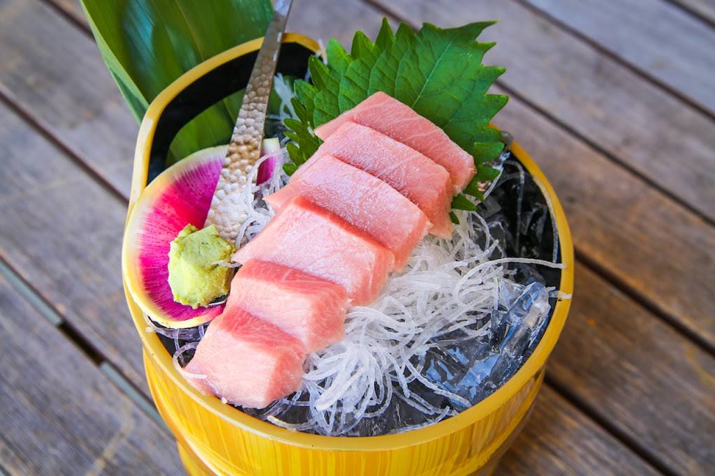 Sky Sushi | restaurant | 3907 Park Dr #125, El Dorado Hills, CA 95762, USA | 9169416310 OR +1 916-941-6310