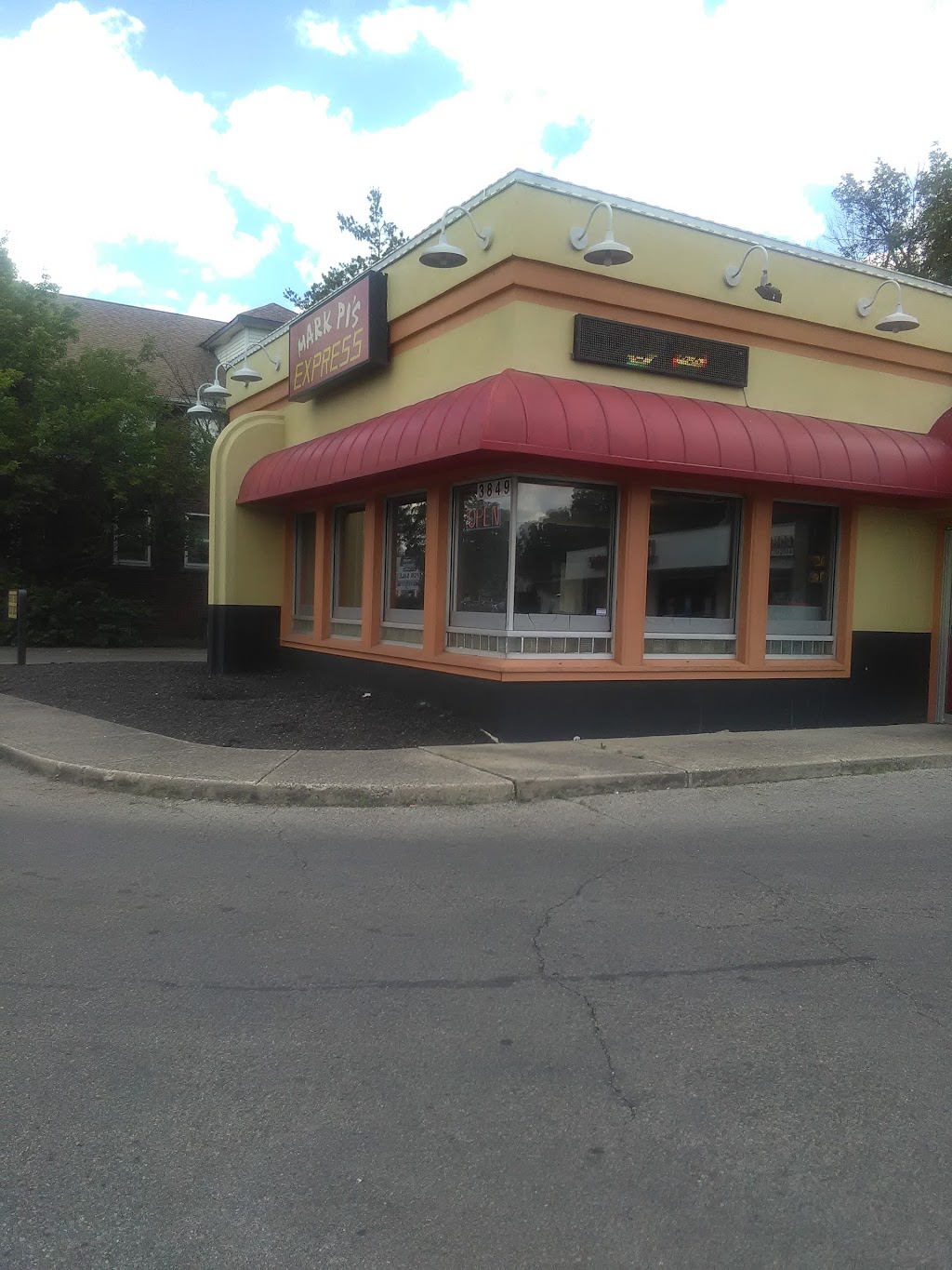 Mark Pis Express | restaurant | 3849 E Broad St, Columbus, OH 43213, USA | 6142313975 OR +1 614-231-3975