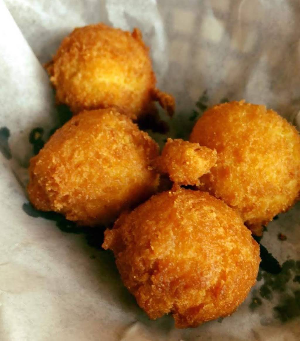 Reel Em In Fish House | restaurant | 9 Sunset Rd, Hanson, KY 42413, USA | 2702452738 OR +1 270-245-2738