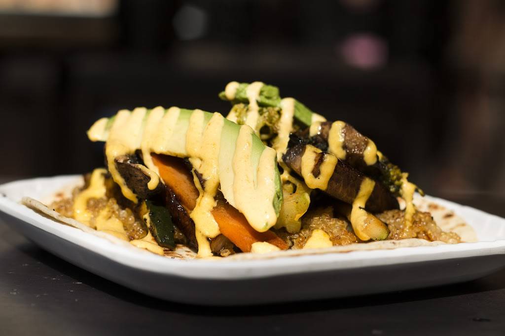 Locals | restaurant | 1150 Queensborough Blvd, Mt Pleasant, SC 29464, USA | 8433885114 OR +1 843-388-5114