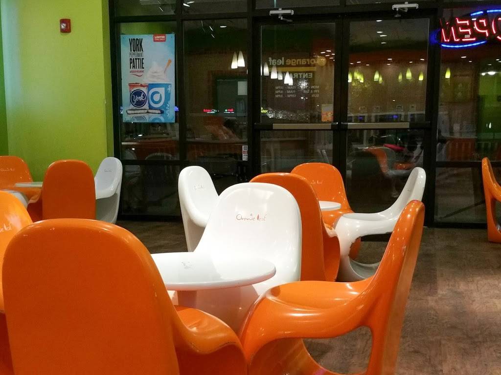 Orange Leaf Frozen Yogurt | restaurant | 2300 Edgewood Rd SW, Cedar Rapids, IA 52404, USA | 3198261803 OR +1 319-826-1803