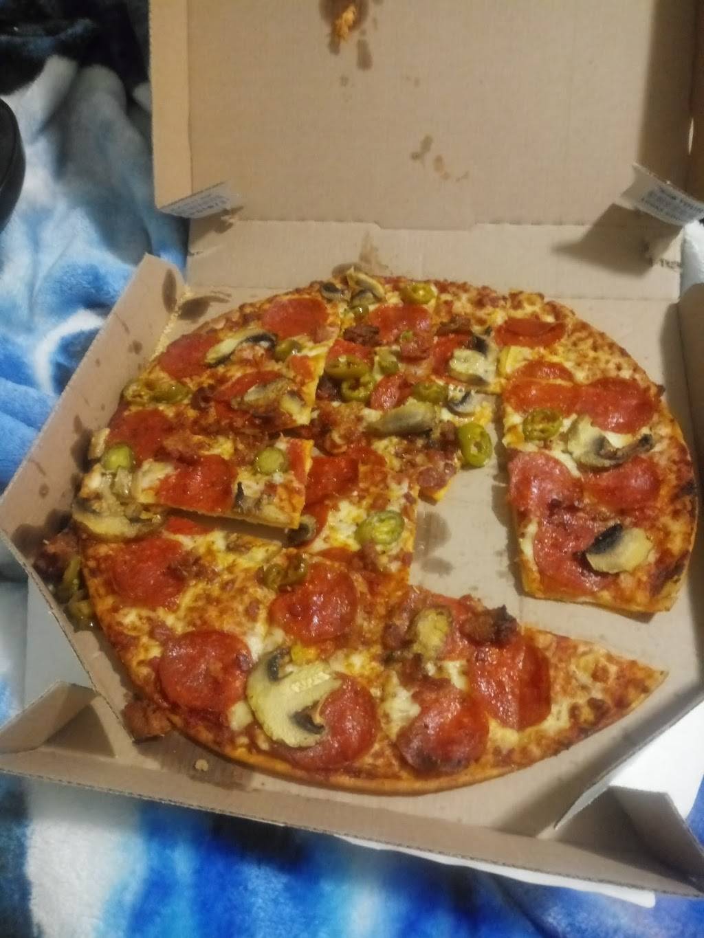 Dominos Pizza | meal delivery | 4420 Gaston Ave, Dallas, TX 75246, USA | 2148289090 OR +1 214-828-9090