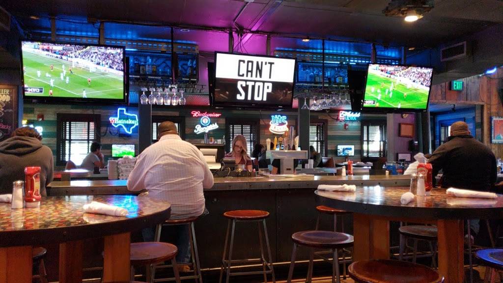 Bone Daddys | restaurant | 8856 Spring Valley Rd, Dallas, TX 75240, USA | 2145753050 OR +1 214-575-3050