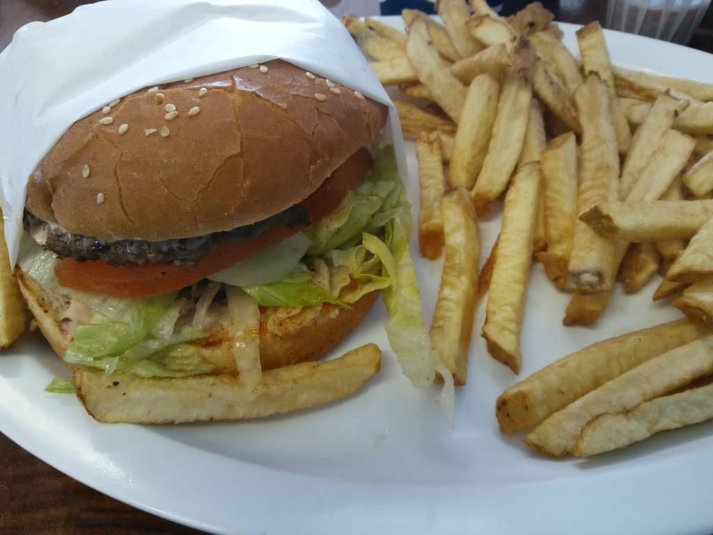 Burgerlicious | restaurant | 21044 Bear Valley Rd, Apple Valley, CA 92308, USA | 7602474999 OR +1 760-247-4999