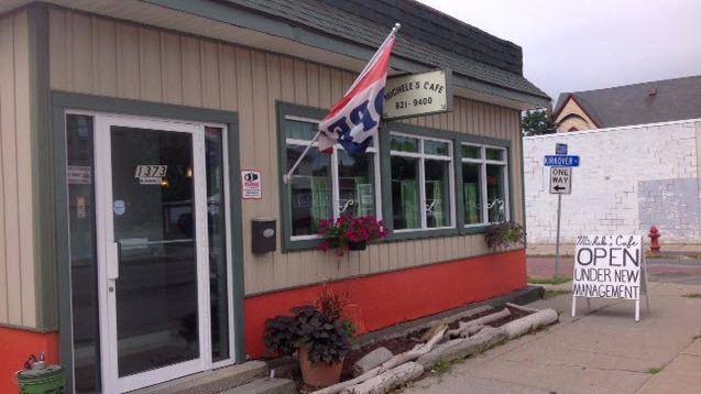 Micheles Cafe | restaurant | 1373 Clinton St, Buffalo, NY 14206, USA | 7168219400 OR +1 716-821-9400