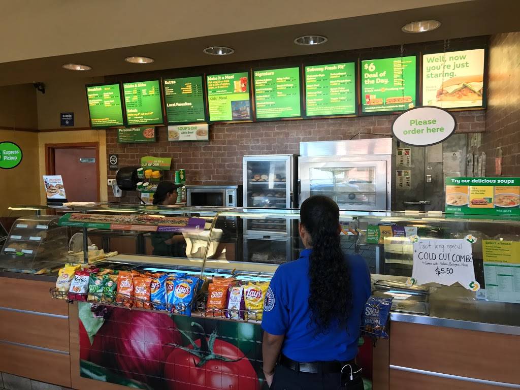 Subway Restaurants | restaurant | 87-08 Astoria Blvd, East Elmhurst, NY 11369, USA | 7182052568 OR +1 718-205-2568