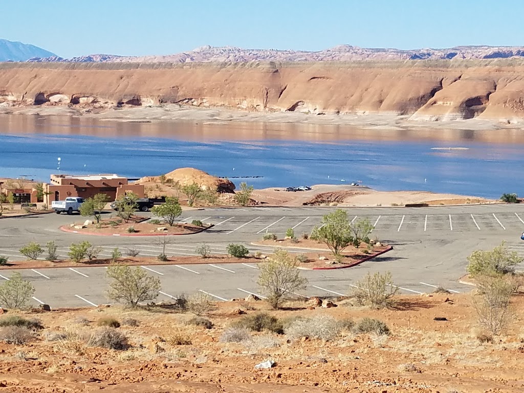 Bullfrog Marina | restaurant | UT-276, Lake Powell, UT 84533, USA | 4356843000 OR +1 435-684-3000