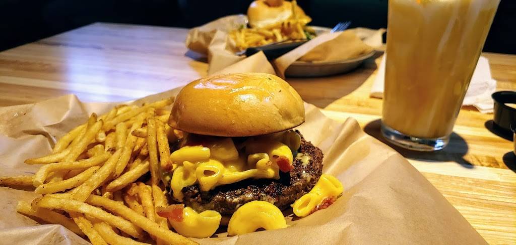 Grub Kitchen + Bar | restaurant | 3101 Heritage Trace Pkwy Suite 101, Fort Worth, TX 76177, USA | 6822040111 OR +1 682-204-0111