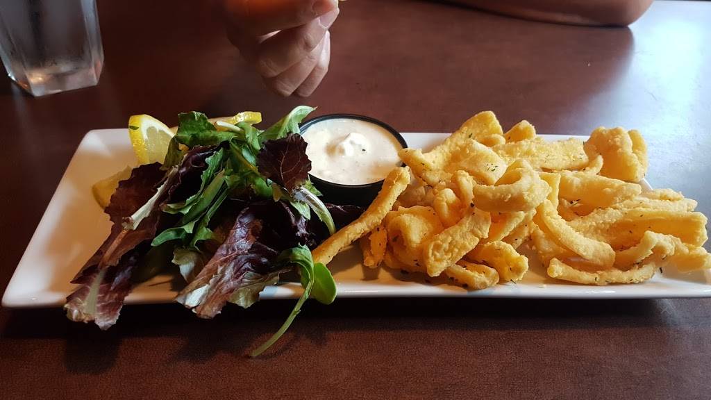 Armandos Pizza - Leamington - Dine-in, Takeout & Delivery | meal delivery | 154 Erie St N, Leamington, ON N8H 3A4, Canada | 5193222266 OR +1 519-322-2266