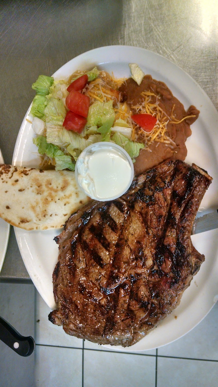 Midvale Station | restaurant | 1550 Missouri Valley Rd, Riverton, WY 82501, USA | 3078569911 OR +1 307-856-9911