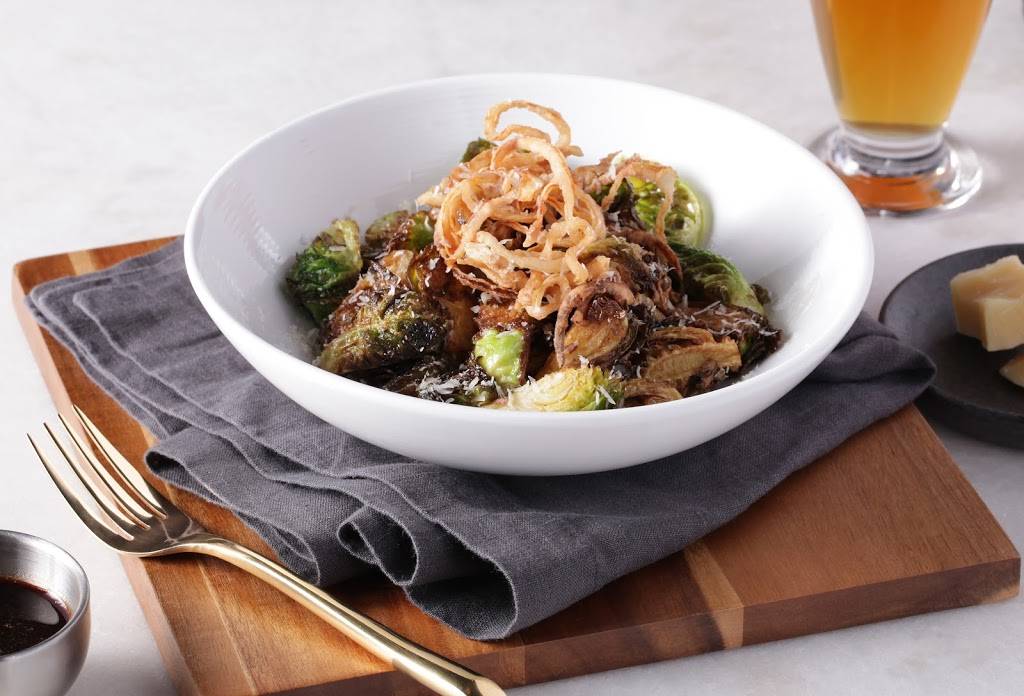 1959 Kitchen & Bar | restaurant | 230 W North Ave 2nd Floor, Chicago, IL 60610, USA | 3123373992 OR +1 312-337-3992