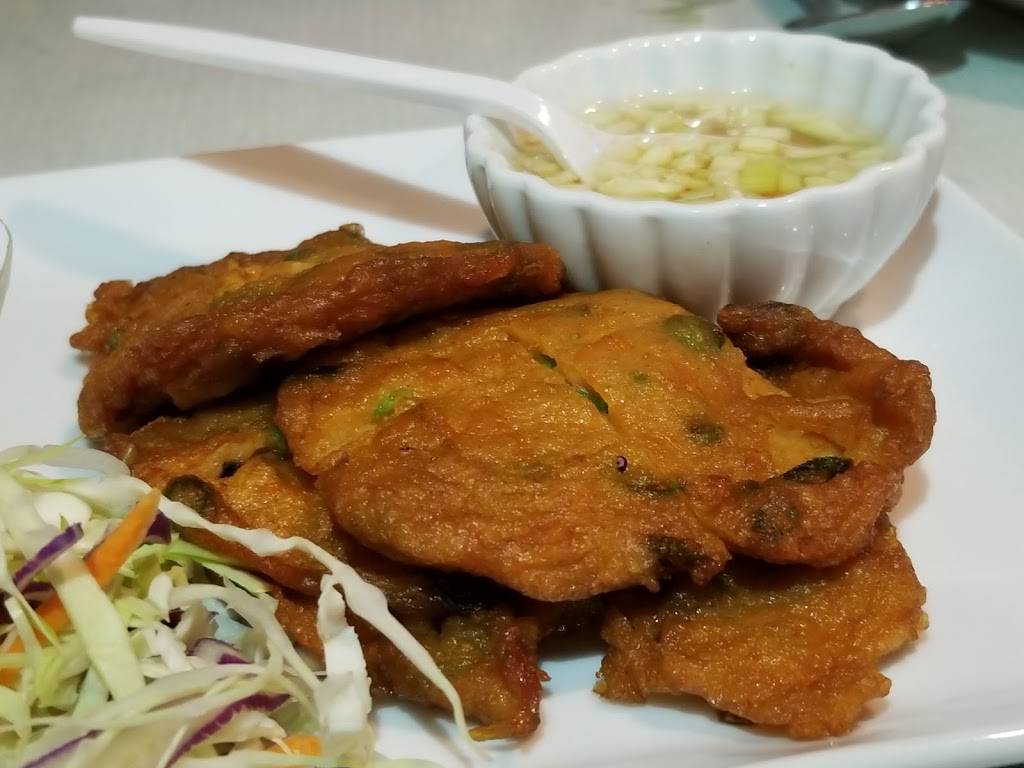 Bangkok Restaurant | restaurant | 3255 W Hammer Ln # 18, Stockton, CA 95209, USA | 2094768616 OR +1 209-476-8616