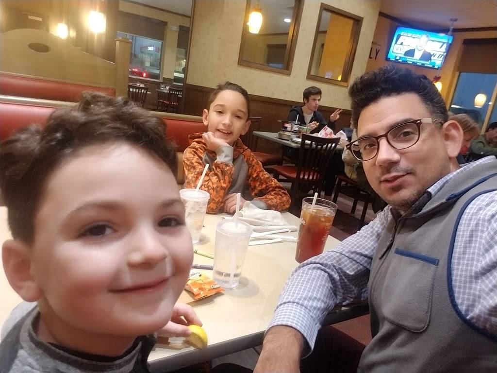 LaRosas Pizza Lakota - West Chester | restaurant | 8120 Highland Pointe Dr, West Chester Township, OH 45069, USA | 5133471111 OR +1 513-347-1111